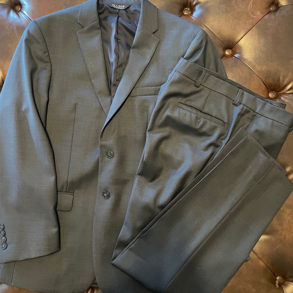 JOS.A.BANK Traveler Collection Slim Fit Suit - Picture 2 of 5